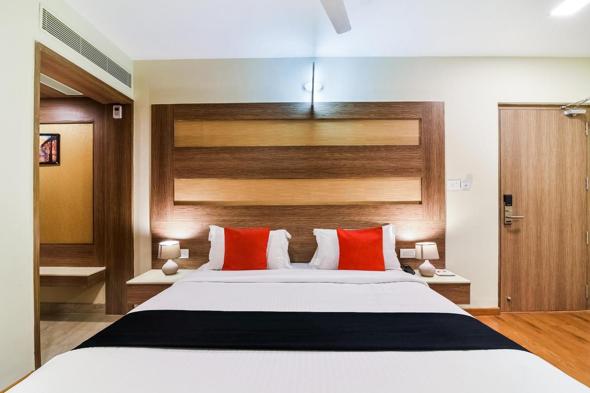 Super Capital O Grand Plaza Hotel Coimbatore Exterior photo