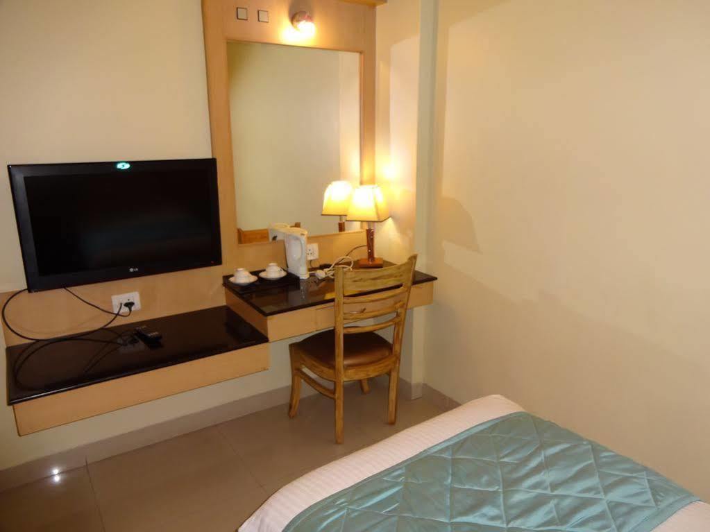 Super Capital O Grand Plaza Hotel Coimbatore Exterior photo